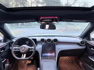 Mercedes-Benz C-Class 2024 C 200 L Sports version interior photo 10 Mercedes-Benz C-Class 2024 C 200 L Sports version interior photo 10