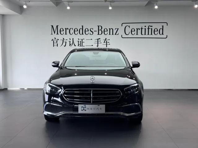 Mercedes-Benz E-Class 2023 E 300 L Fashionable Passenger car exterior photo 2