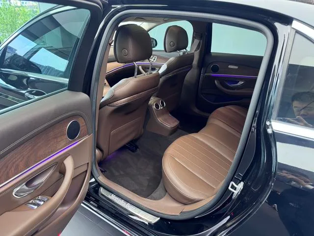 Mercedes-Benz E-Class 2023 E 300 L Fashionable Passenger car exterior photo 4