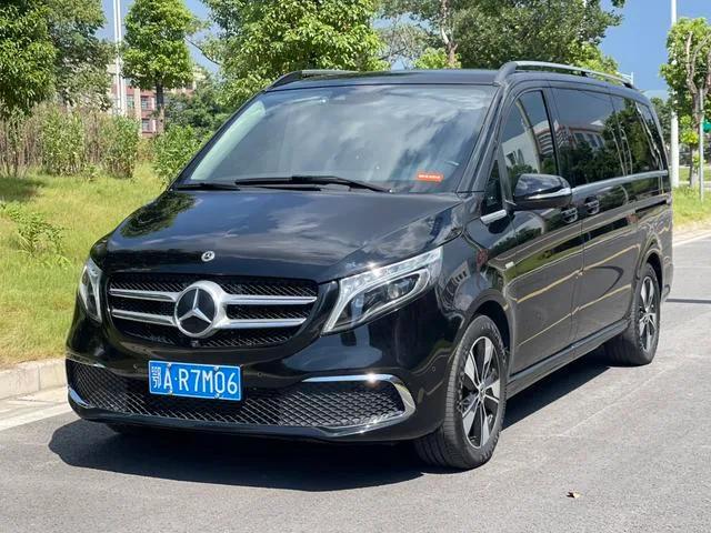 Mercedes-Benz V-Class 2021 V 260 Versión de lujo exterior foto 1 Mercedes-Benz V-Class 2021 V 260 Versión de lujo exterior foto 1