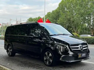 Mercedes-Benz V-Class 2022 V 260 L Long Wheelbase Premium Edition exterior photo 2 Mercedes-Benz V-Class 2022 V 260 L Long Wheelbase Premium Edition exterior photo 2