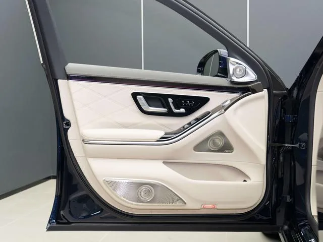 Mercedes-Benz Mercedes-Maybach S-Class 2022 S 680 4MATIC exterior photo 7 Mercedes-Benz Mercedes-Maybach S-Class 2022 S 680 4MATIC exterior photo 7