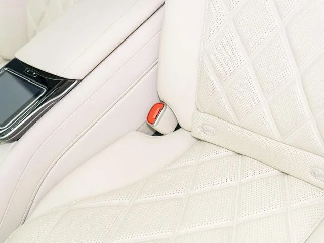 Mercedes-Benz Mercedes-Maybach S-Class 2022 S 680 4MATIC interior photo 17 Mercedes-Benz Mercedes-Maybach S-Class 2022 S 680 4MATIC interior photo 17