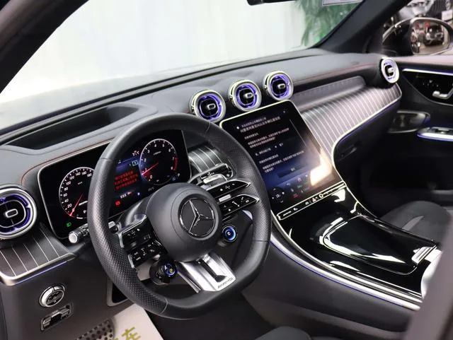 Mercedes-Benz GLC AMG 2024 AMG GLC 43 4MATIC exterior foto 9