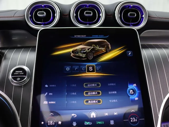 Mercedes-Benz GLC AMG 2024 AMG GLC 43 4MATIC interior foto 19