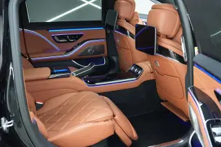 Mercedes-Benz Mercedes-Maybach S-Class 2023 S 480 4MATIC interior photo 18 Mercedes-Benz Mercedes-Maybach S-Class 2023 S 480 4MATIC interior photo 18