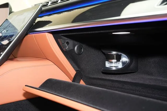 Mercedes-Benz Mercedes-Maybach S-Class 2023 S 480 4MATIC interior photo 20 Mercedes-Benz Mercedes-Maybach S-Class 2023 S 480 4MATIC interior photo 20