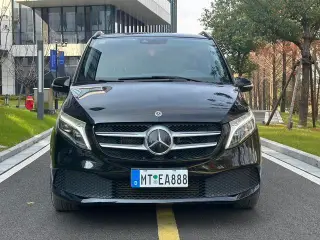Mercedes-Benz V-Class 2021 V 260 Pilot Edition exterior photo 2
