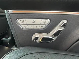 Mercedes-Benz V-Class 2021 V 260 Pilot Edition interior photo 11