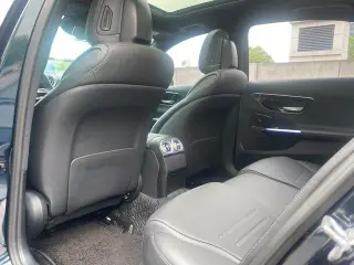 Mercedes-Benz C-Class 2022 C 260 L interior photo 8 Mercedes-Benz C-Class 2022 C 260 L interior photo 8