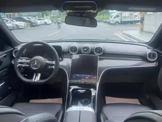 Mercedes-Benz C-Class 2022 C 260 L interior photo 11 Mercedes-Benz C-Class 2022 C 260 L interior photo 11