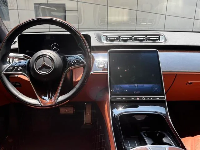 Mercedes-Benz Mercedes-Maybach S-Class 2021 S 480 4MATIC interior photo 7 Mercedes-Benz Mercedes-Maybach S-Class 2021 S 480 4MATIC interior photo 7