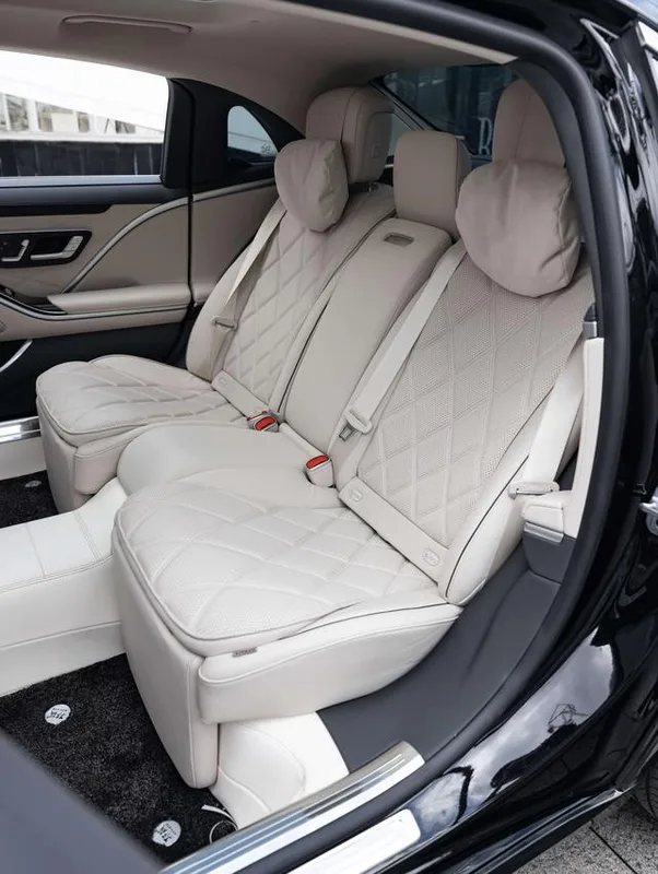 Mercedes-Benz Mercedes-Maybach S-Class 2024 S 480 4MATIC intérieur photo 20 Mercedes-Benz Mercedes-Maybach S-Class 2024 S 480 4MATIC intérieur photo 20