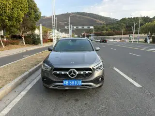 Mercedes-Benz GLA 2023 GLA 200 exterior photo 2 Mercedes-Benz GLA 2023 GLA 200 exterior photo 2