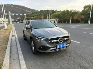 Mercedes-Benz GLA 2023 GLA 200 exterior photo 3 Mercedes-Benz GLA 2023 GLA 200 exterior photo 3