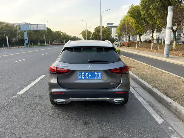 Mercedes-Benz GLA 2023 GLA 200 exterior photo 4 Mercedes-Benz GLA 2023 GLA 200 exterior photo 4
