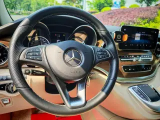 Mercedes-Benz V-Class 2022 V 260 L Versión premium de batalla larga exterior foto 4 Mercedes-Benz V-Class 2022 V 260 L Versión premium de batalla larga exterior foto 4