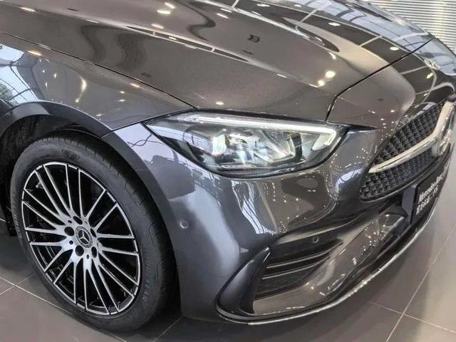 Mercedes-Benz C-Class 2022 C 260 L Version sportive intérieur photo 16 Mercedes-Benz C-Class 2022 C 260 L Version sportive intérieur photo 16