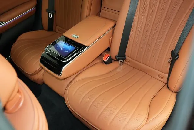 Mercedes-Benz S-Class 2022 S 450 L 4MATIC interior foto 15 Mercedes-Benz S-Class 2022 S 450 L 4MATIC interior foto 15
