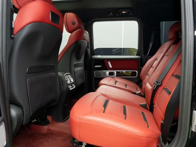Mercedes-Benz Mercedes-AMG G-Class 2023 AMG G 63 интерьер фото 11