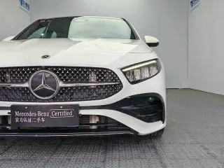 Mercedes-Benz A-Class 2025 A 180 L interior photo 17 Mercedes-Benz A-Class 2025 A 180 L interior photo 17