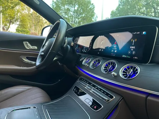 Mercedes-Benz E-Class (Imported) 2022 E 260 Fashion Sports Edition exterior photo 8 Mercedes-Benz E-Class (Imported) 2022 E 260 Fashion Sports Edition exterior photo 8