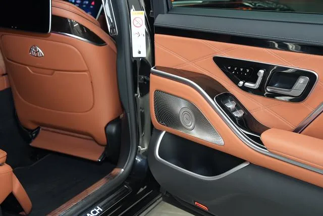 Mercedes-Benz Mercedes-Maybach S-Class 2021 S 480 4MATIC interior photo 11 Mercedes-Benz Mercedes-Maybach S-Class 2021 S 480 4MATIC interior photo 11