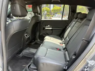 Mercedes-Benz GLB 2023 GLB 220 Dinámico interior foto 6 Mercedes-Benz GLB 2023 GLB 220 Dinámico interior foto 6