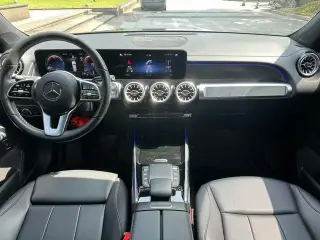 Mercedes-Benz GLB 2023 GLB 220 Dinámico interior foto 7 Mercedes-Benz GLB 2023 GLB 220 Dinámico interior foto 7