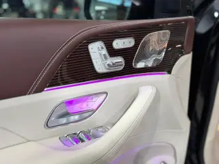 Mercedes-Benz Maybach GLS 2022 GLS 480 4MATIC interior photo 12 Mercedes-Benz Maybach GLS 2022 GLS 480 4MATIC interior photo 12