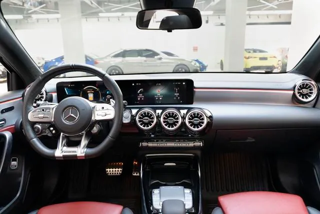 Mercedes-Benz A-Class AMG 2022 AMG A 35 L 4MATIC exterior foto 8 Mercedes-Benz A-Class AMG 2022 AMG A 35 L 4MATIC exterior foto 8