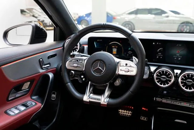 Mercedes-Benz A-Class AMG 2022 AMG A 35 L 4MATIC interior foto 10 Mercedes-Benz A-Class AMG 2022 AMG A 35 L 4MATIC interior foto 10