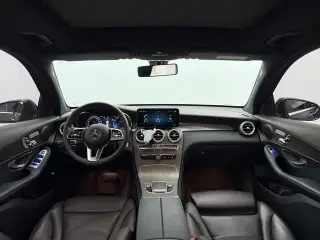 Mercedes-Benz GLC 2021 GLC 260 L 4MATIC Type de luxe intérieur photo 7 Mercedes-Benz GLC 2021 GLC 260 L 4MATIC Type de luxe intérieur photo 7
