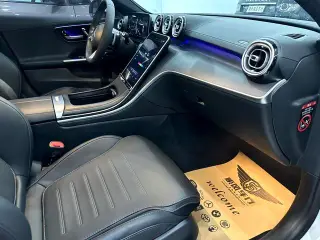 Mercedes-Benz C-Class 2023 Deuxième lifting C 260 L Version sportive intérieur photo 14