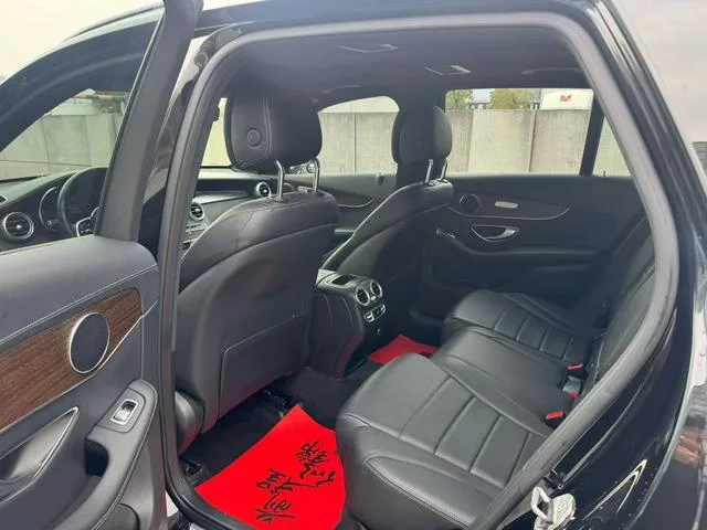 Mercedes-Benz GLC 2021 GLC 260 L 4MATIC Luxury type exterior photo 5 Mercedes-Benz GLC 2021 GLC 260 L 4MATIC Luxury type exterior photo 5