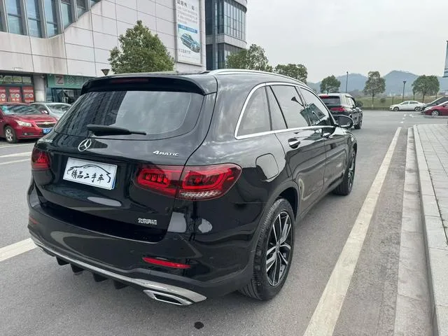 Mercedes-Benz GLC 2021 GLC 260 L 4MATIC Luxury type interior photo 7 Mercedes-Benz GLC 2021 GLC 260 L 4MATIC Luxury type interior photo 7