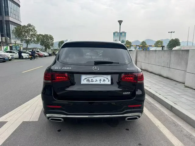 Mercedes-Benz GLC 2021 GLC 260 L 4MATIC Luxury type interior photo 9 Mercedes-Benz GLC 2021 GLC 260 L 4MATIC Luxury type interior photo 9