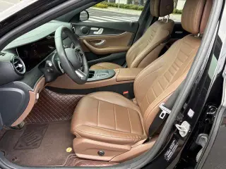Mercedes-Benz E-Class 2023 Reforma E 300 L De lujo Coche exterior foto 6 Mercedes-Benz E-Class 2023 Reforma E 300 L De lujo Coche exterior foto 6