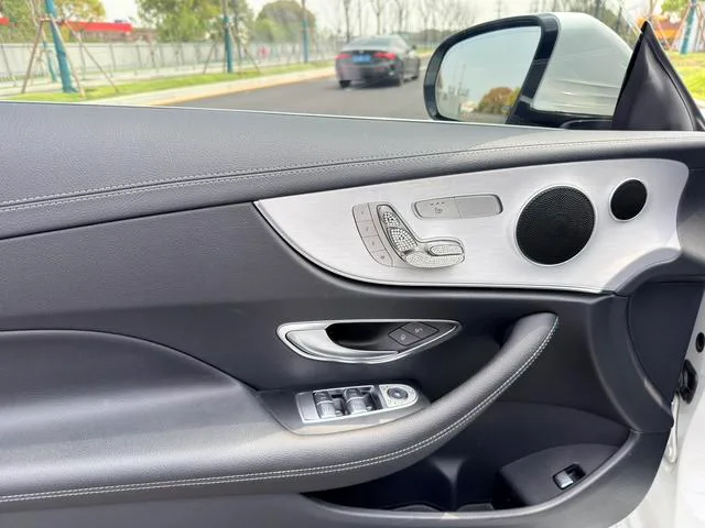 Mercedes-Benz E-Class (Imported) 2021 E 300 Coupe exterior photo 8