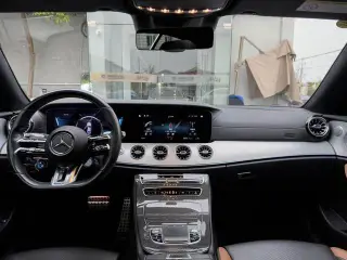 Mercedes-Benz Mercedes-AMG E-Class 2021 AMG E 53 4MATIC Coupe interior photo 12 Mercedes-Benz Mercedes-AMG E-Class 2021 AMG E 53 4MATIC Coupe interior photo 12