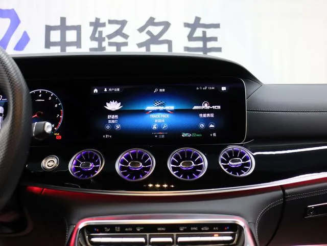 Mercedes-Benz AMG GT 2023 AMG GT 50 Four-door sports car interior photo 16 Mercedes-Benz AMG GT 2023 AMG GT 50 Four-door sports car interior photo 16
