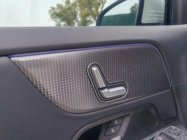 Mercedes-Benz GLA 2022 Restyling GLA 200 interior photo 14 Mercedes-Benz GLA 2022 Restyling GLA 200 interior photo 14