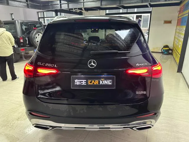 Mercedes-Benz GLC 2024 GLC 260 L 4MATIC Type de luxe 5 Siège intérieur photo 16 Mercedes-Benz GLC 2024 GLC 260 L 4MATIC Type de luxe 5 Siège intérieur photo 16