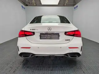 Mercedes-Benz A-Class 2023 A 200 L Voiture de sport version mode extérieur photo 5 Mercedes-Benz A-Class 2023 A 200 L Voiture de sport version mode extérieur photo 5