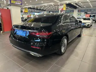 Mercedes-Benz E-Class 2022 Restyling E 300 L Fashionable Passenger car interior photo 7 Mercedes-Benz E-Class 2022 Restyling E 300 L Fashionable Passenger car interior photo 7
