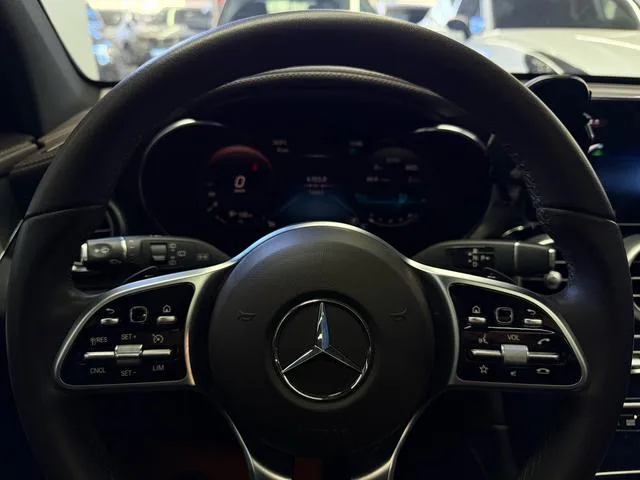 Mercedes-Benz GLC 2022 GLC 260 L 4MATIC Dynamic exterior photo 9 Mercedes-Benz GLC 2022 GLC 260 L 4MATIC Dynamic exterior photo 9
