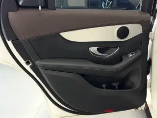 Mercedes-Benz GLC 2022 GLC 260 L 4MATIC Dynamic interior photo 17 Mercedes-Benz GLC 2022 GLC 260 L 4MATIC Dynamic interior photo 17