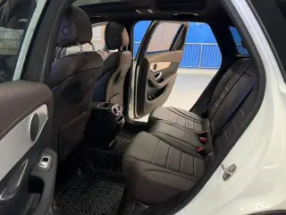 Mercedes-Benz GLC 2022 GLC 260 L 4MATIC Dynamic interior photo 18 Mercedes-Benz GLC 2022 GLC 260 L 4MATIC Dynamic interior photo 18