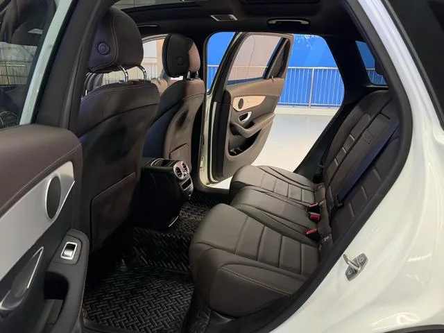Mercedes-Benz GLC 2022 GLC 260 L 4MATIC Dynamic interior photo 18 Mercedes-Benz GLC 2022 GLC 260 L 4MATIC Dynamic interior photo 18