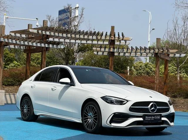 Mercedes-Benz C-Class 2024 C 260 L Sports version exterior photo 3 Mercedes-Benz C-Class 2024 C 260 L Sports version exterior photo 3